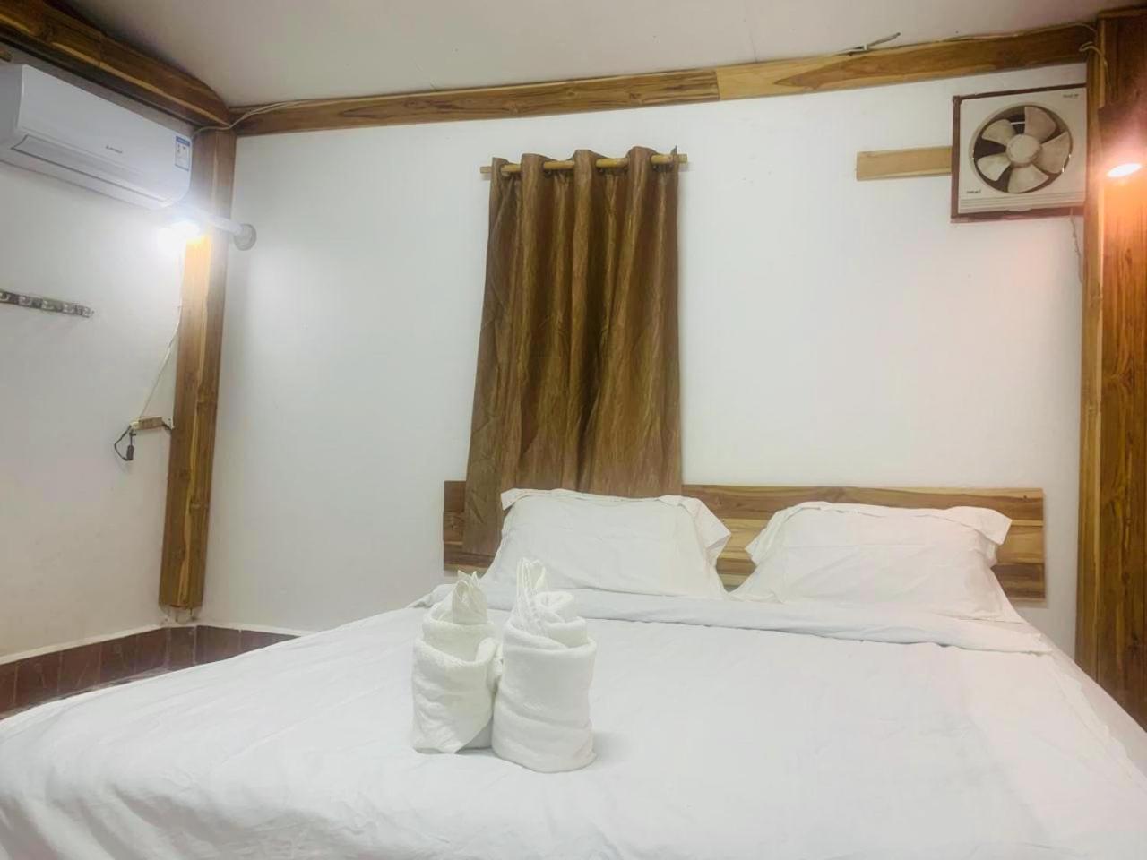 Amelie House Appartement Luang Prabang Buitenkant foto
